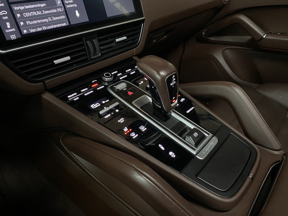 FOTOS! DMN Porsche Cayenne 3.0 E-Hybrid 462PS 2018 SportChrono -Org. NL-, TL-795-R