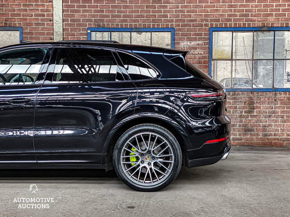 FOTOS! DMN Porsche Cayenne 3.0 E-Hybrid 462PS 2018 SportChrono -Org. NL-, TL-795-R