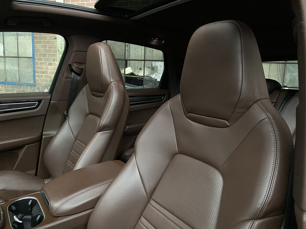 FOTOS! DMN Porsche Cayenne 3.0 E-Hybrid 462PS 2018 SportChrono -Org. NL-, TL-795-R