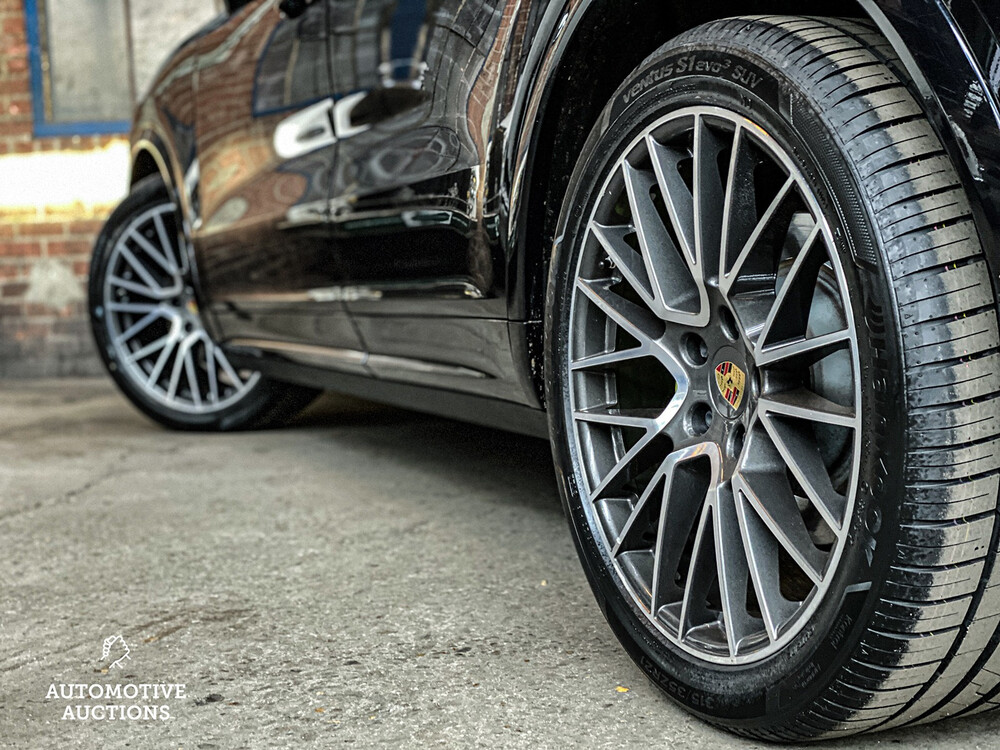 FOTOS! DMN Porsche Cayenne 3.0 E-Hybrid 462PS 2018 SportChrono -Org. NL-, TL-795-R