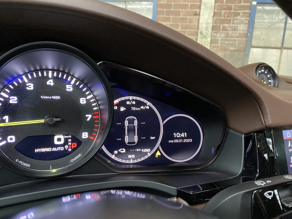 FOTOS! DMN Porsche Cayenne 3.0 E-Hybrid 462PS 2018 SportChrono -Org. NL-, TL-795-R