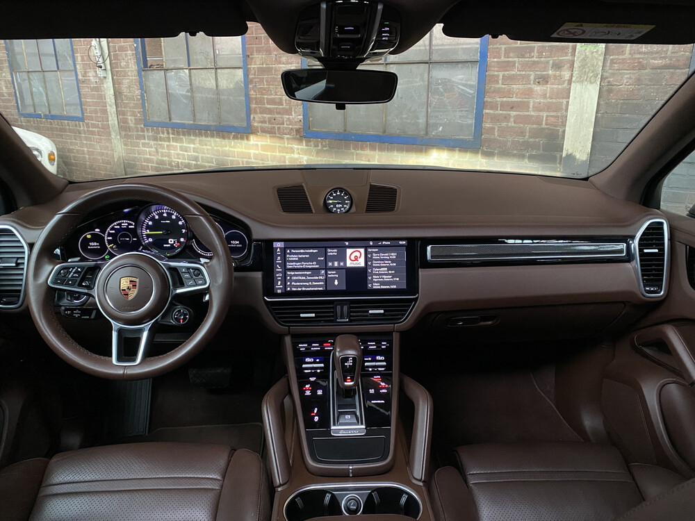 FOTOS! DMN Porsche Cayenne 3.0 E-Hybrid 462PS 2018 SportChrono -Org. NL-, TL-795-R