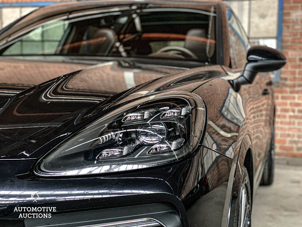 FOTOS! DMN Porsche Cayenne 3.0 E-Hybrid 462PS 2018 SportChrono -Org. NL-, TL-795-R