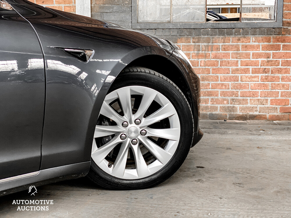 Tesla Model S 75D 476hp 2017 -Ursprünglich. NL-, RK-236-J