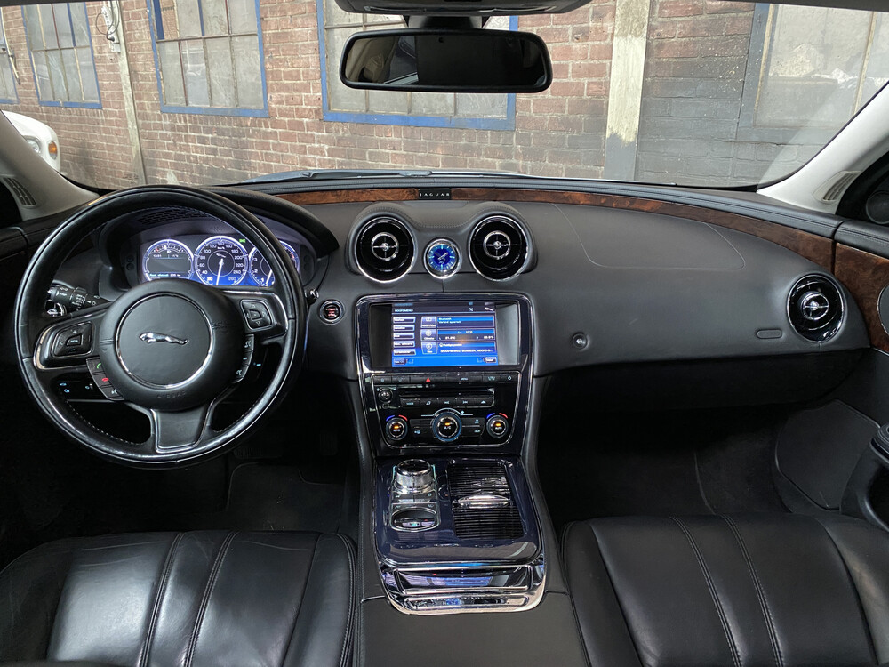 Jaguar XJ 5.0 V8 Premium Luxus LWB 385PS 2010, J-956-RX