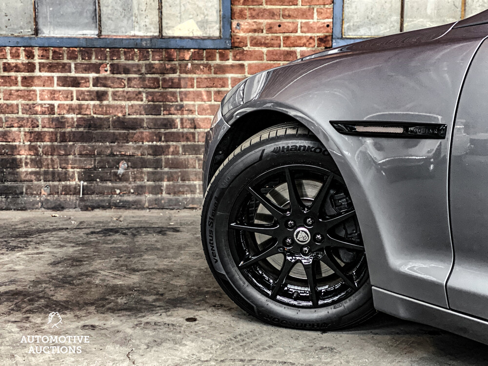 Jaguar XJ 5.0 V8 Premium Luxus LWB 385PS 2010, J-956-RX