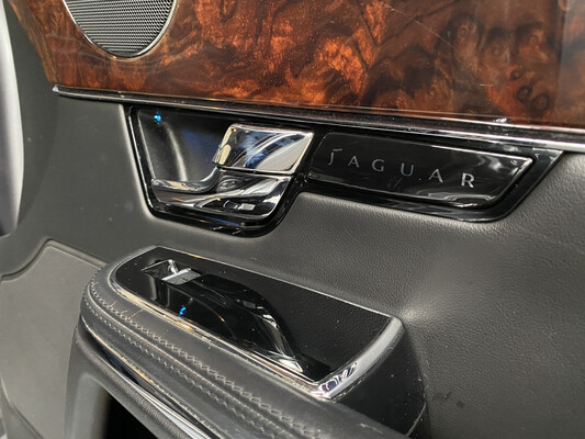 Jaguar XJ 5.0 V8 Premium Luxus LWB 385PS 2010, J-956-RX