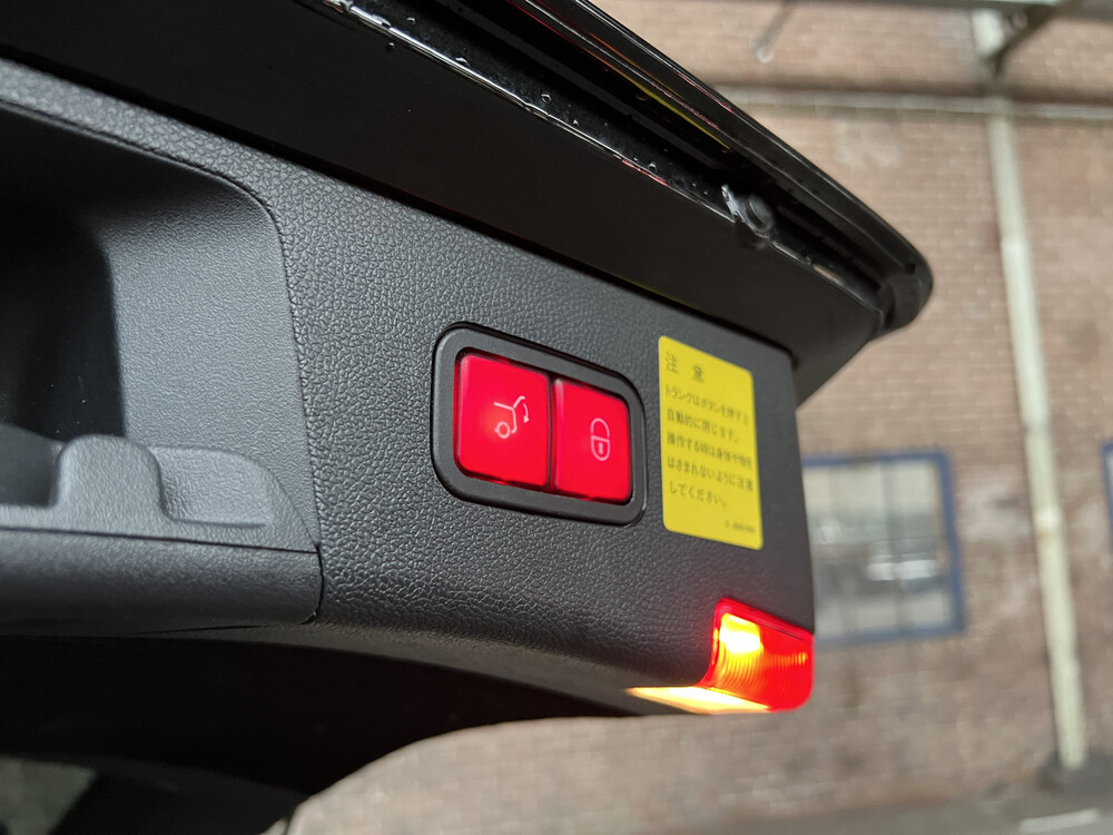 Mercedes-Benz E550 AMG 5.5 V8 E-Klasse 387pk 2010 