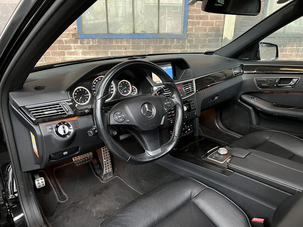 Mercedes-Benz E550 AMG 5.5 V8 E-Klasse 387pk 2010 