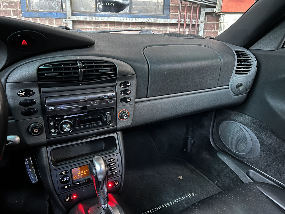 Porsche 911 996 3.4 Carrera 4 300pk 1999 -Youngtimer-