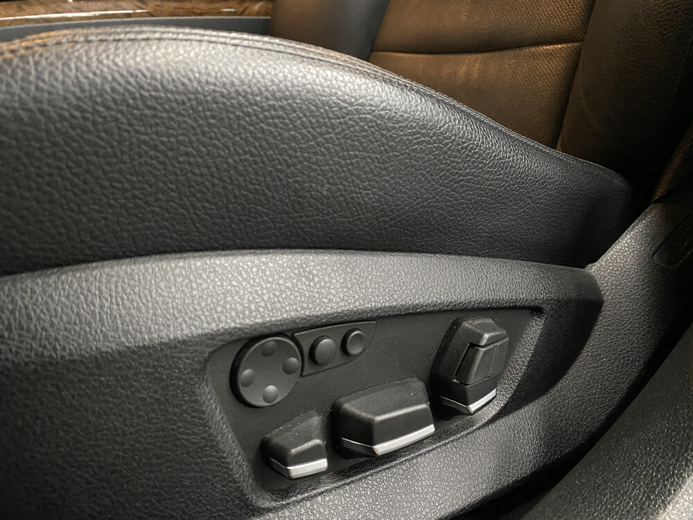 BMW ActiveHybrid7 F04 4.4 7-serie 465pk 2010