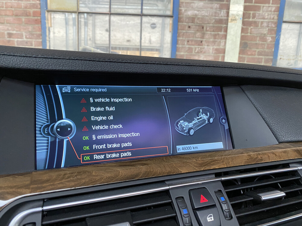 BMW ActiveHybrid7 F04 4.4 7-serie 465pk 2010