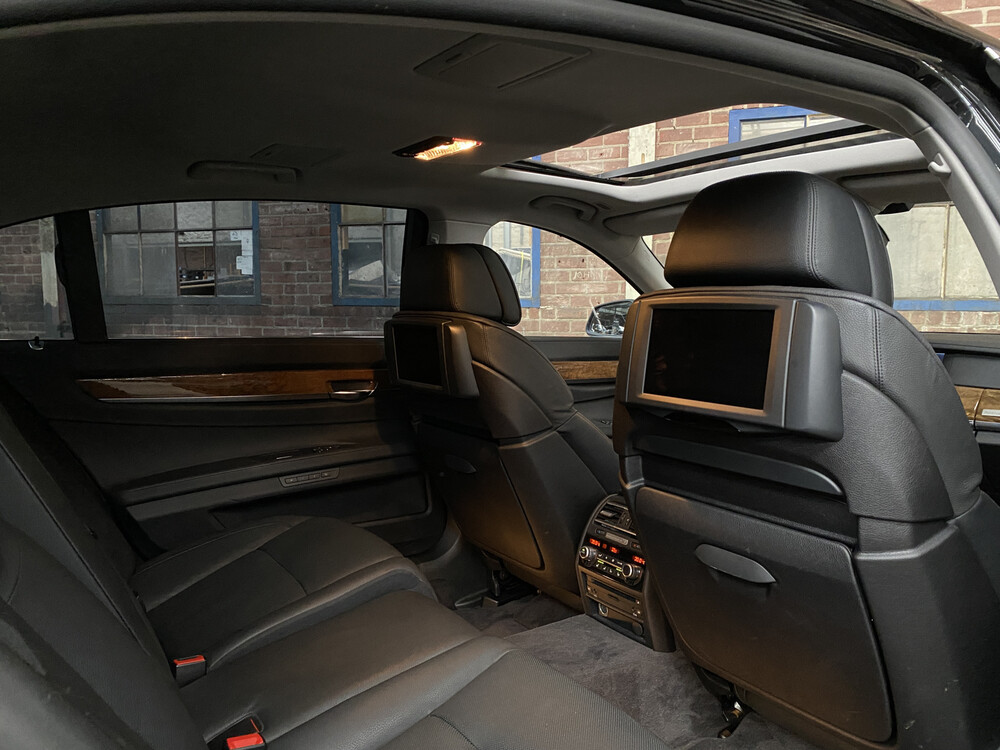 BMW ActiveHybrid7 F04 4.4 7-serie 465pk 2010