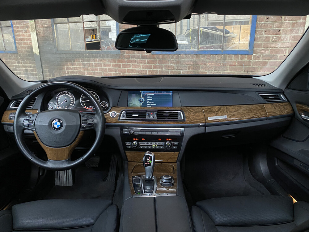 BMW ActiveHybrid7 F04 4.4 7-serie 465pk 2010