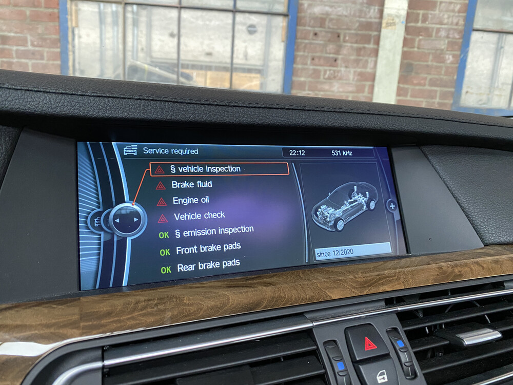 BMW ActiveHybrid7 F04 4.4 7-serie 465pk 2010