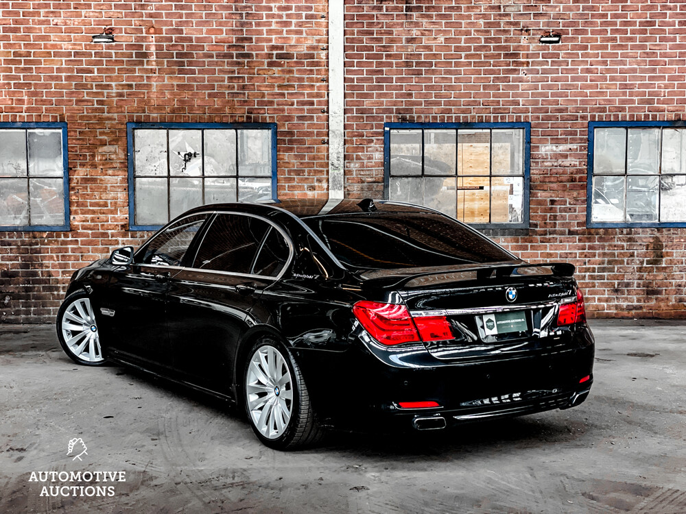 BMW ActiveHybrid7 F04 4.4 7-serie 465pk 2010