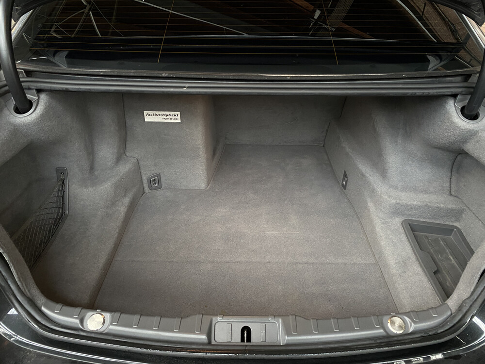 BMW ActiveHybrid7 F04 4.4 7-serie 465pk 2010