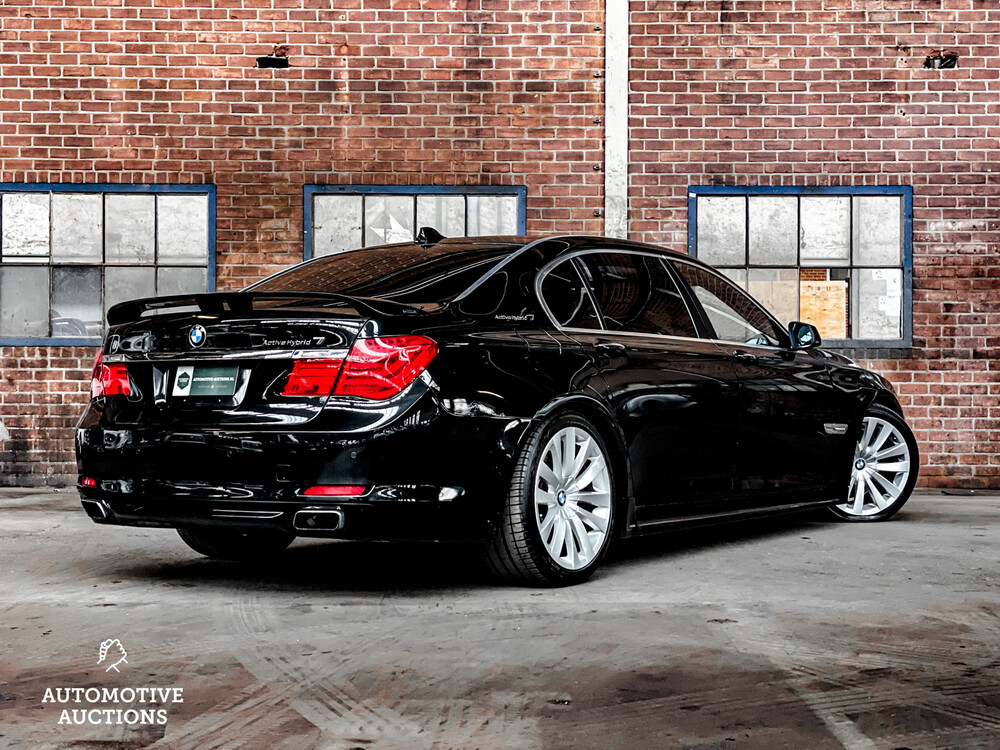 BMW ActiveHybrid7 F04 4.4 7-serie 465pk 2010