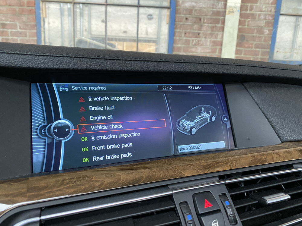 BMW ActiveHybrid7 F04 4.4 7-serie 465pk 2010