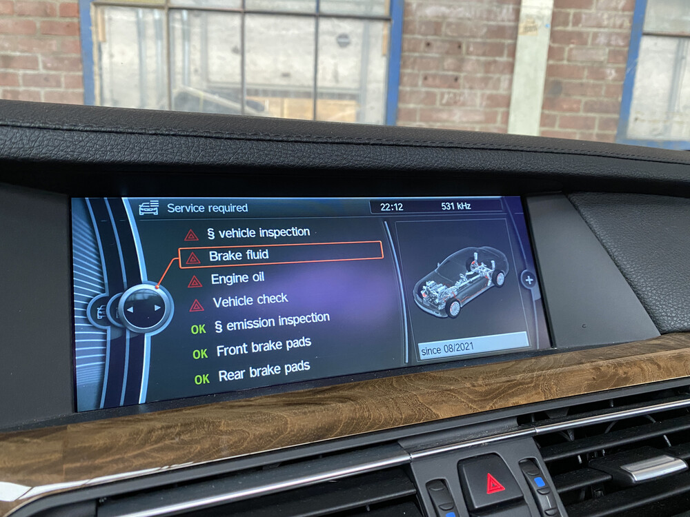 BMW ActiveHybrid7 F04 4.4 7-serie 465pk 2010