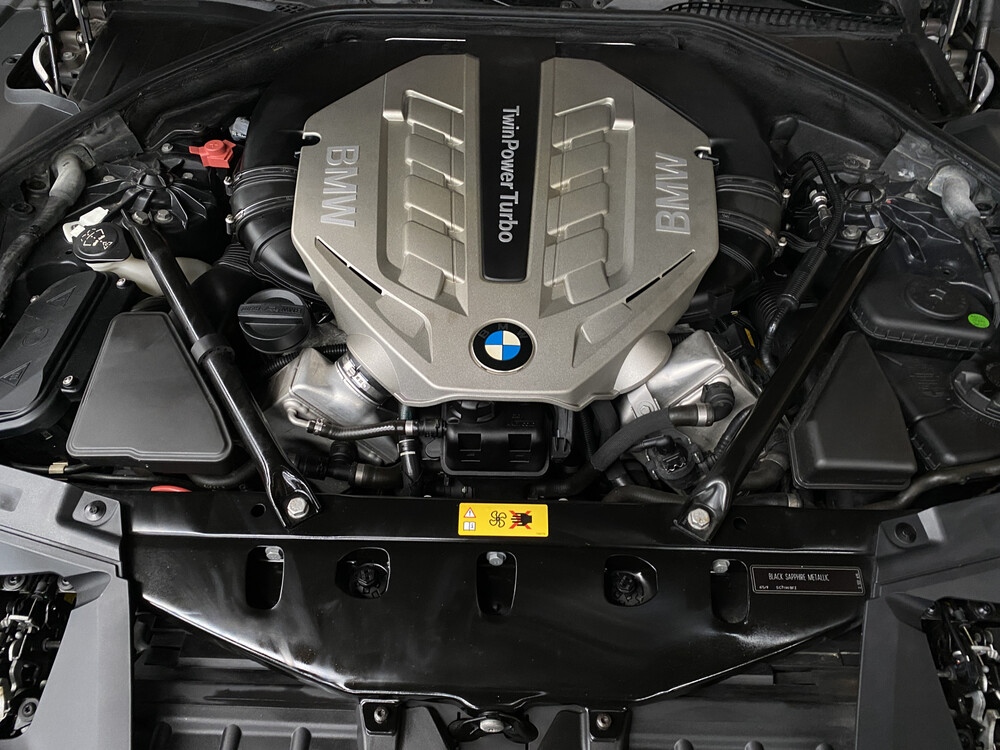 BMW ActiveHybrid7 F04 4.4 7-serie 465pk 2010