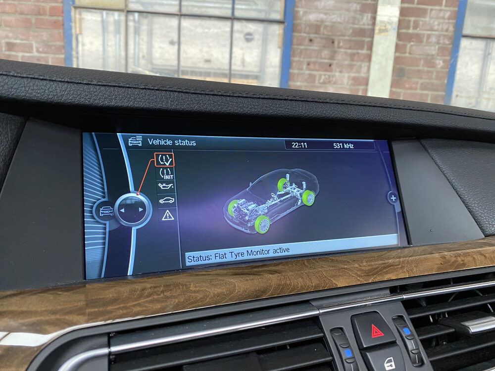 BMW ActiveHybrid7 F04 4.4 7-serie 465pk 2010