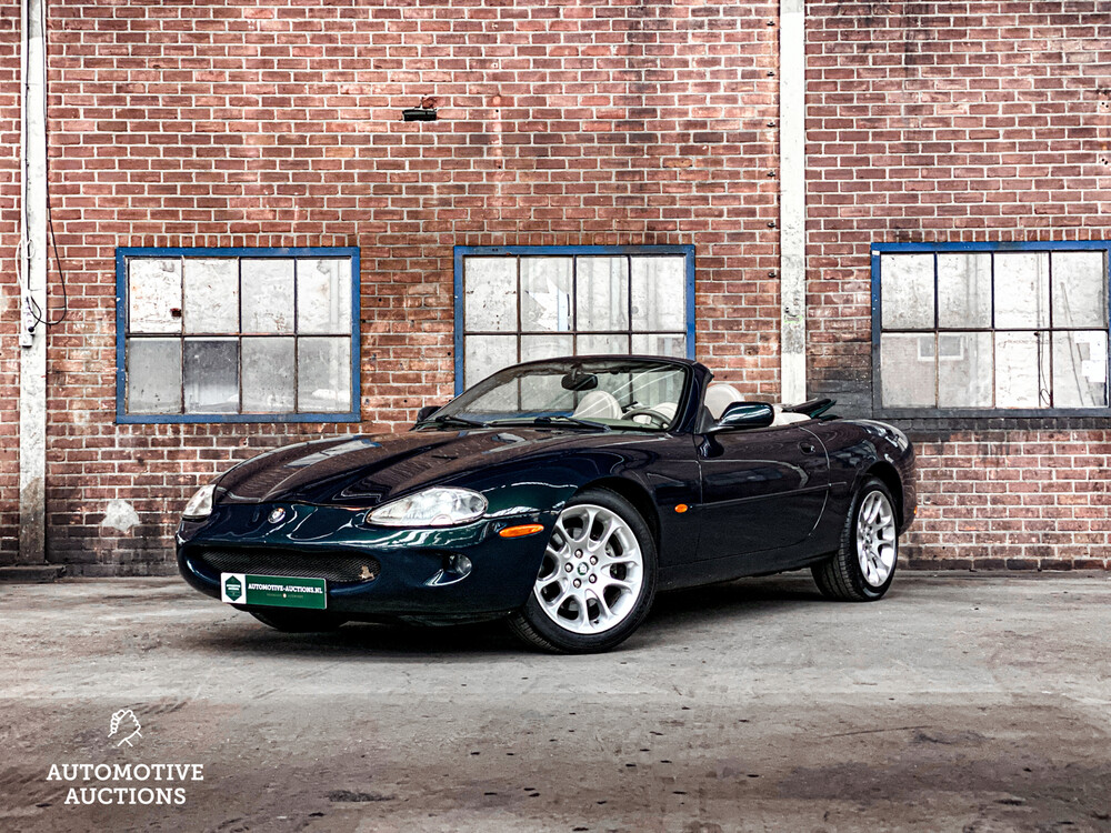 Jaguar XK8 4.0 V8 Convertible 286pk 2000, 07-XJ-GG