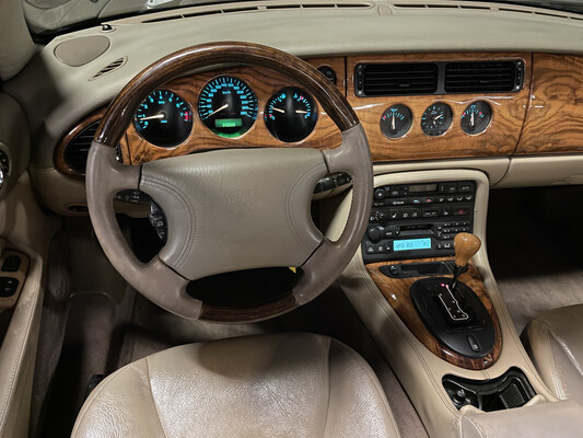 Jaguar XK8 4.0 V8 Cabrio 286hp 2000, 07-XJ-GG