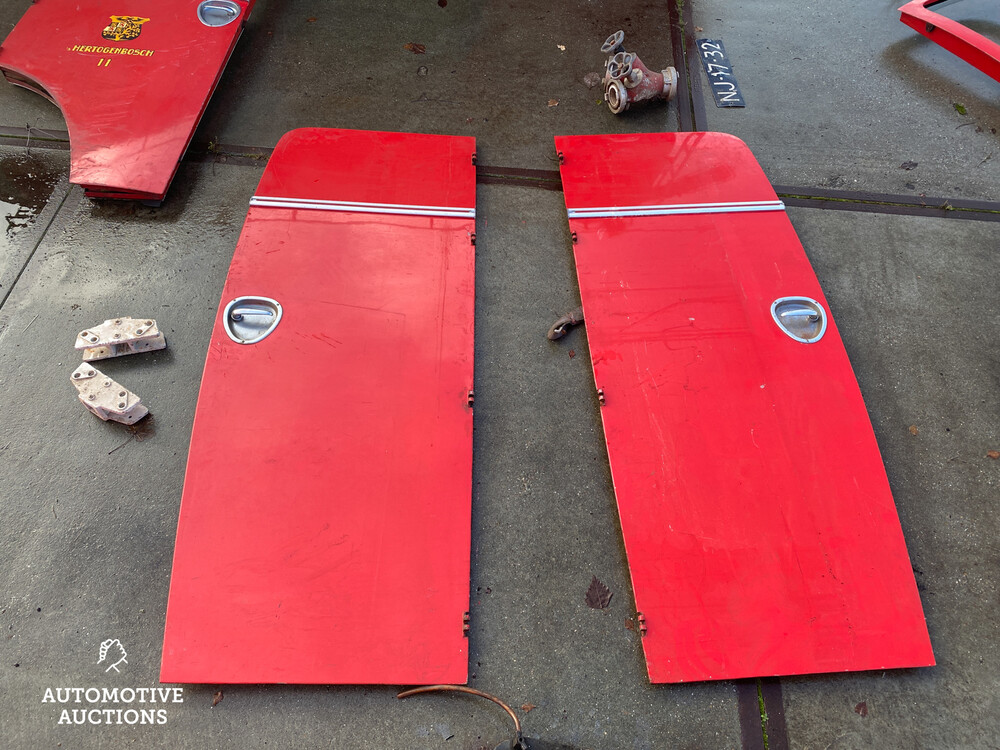 Ford Brandweerauto 3.9 V8 1954, PB-47-78