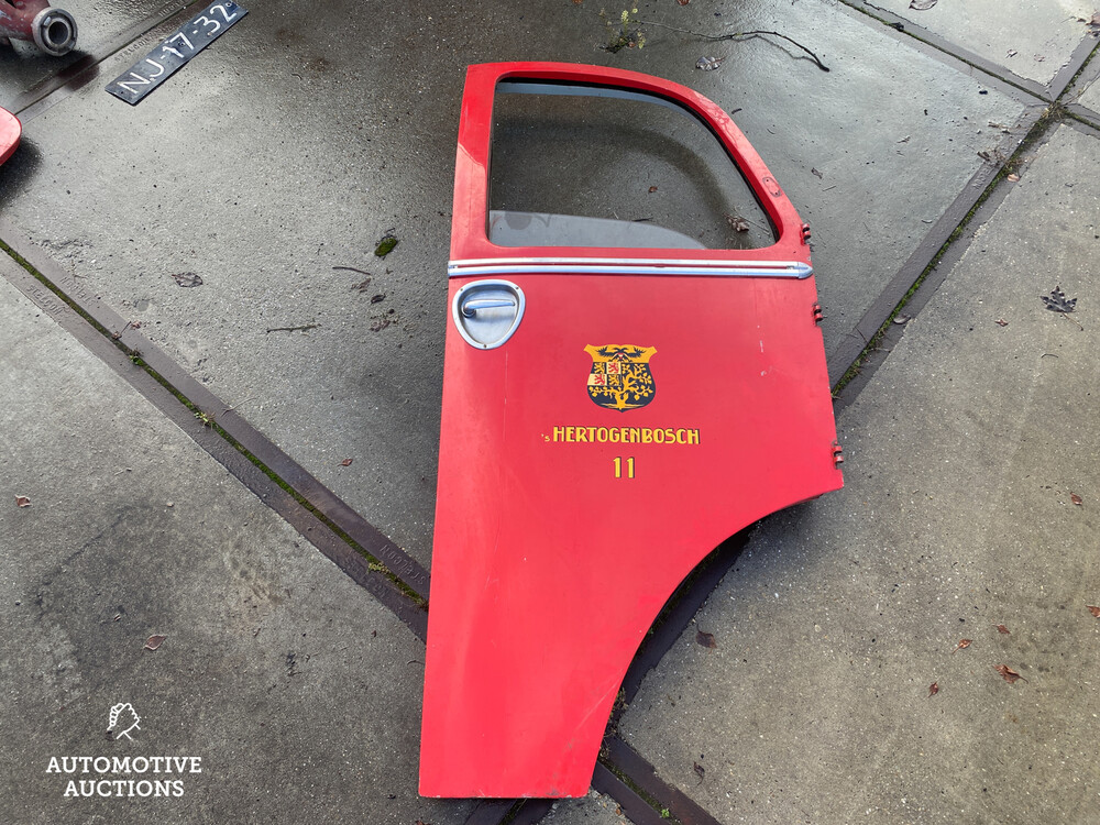 Ford Brandweerauto 3.9 V8 1954, PB-47-78