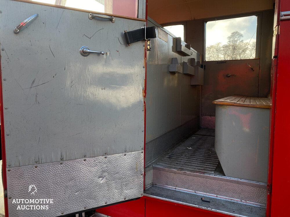 Ford Brandweerauto 3.9 V8 1954, PB-47-78