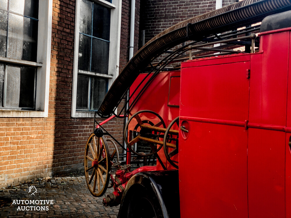 Ford Brandweerauto 3.6 V8 1938, NJ-17-32