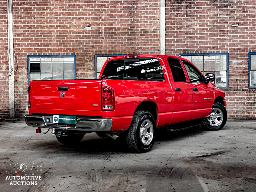 Dodge Ram 1500 SLT 5.7 V8 349pk 2005, VND-11-V