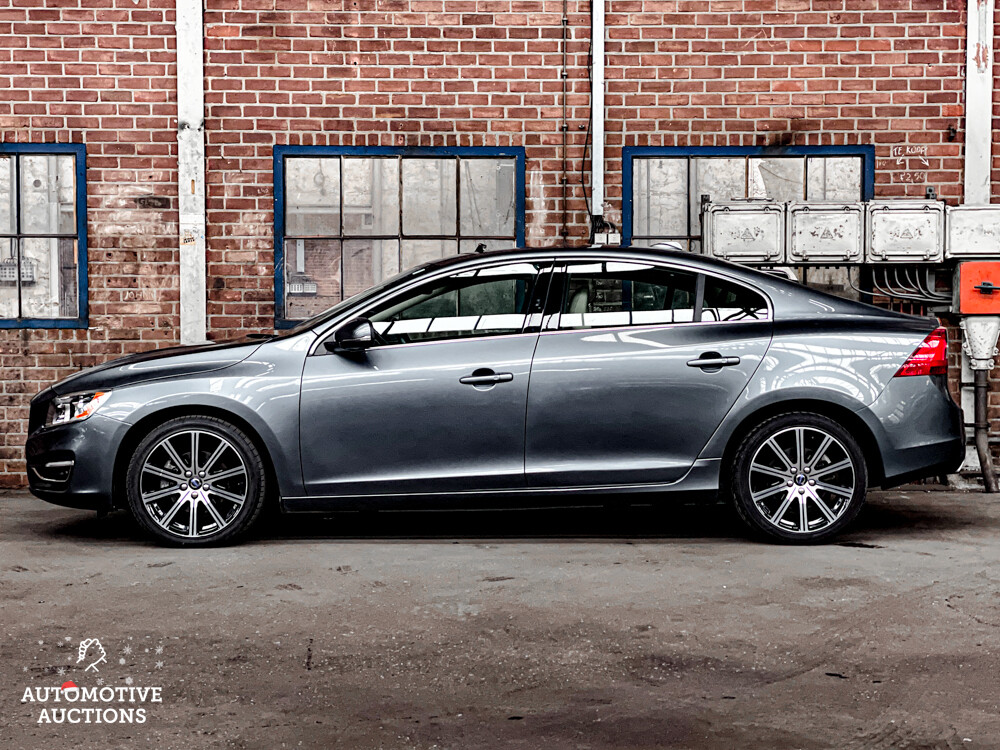 Volvo S60 T5 234PS 2016