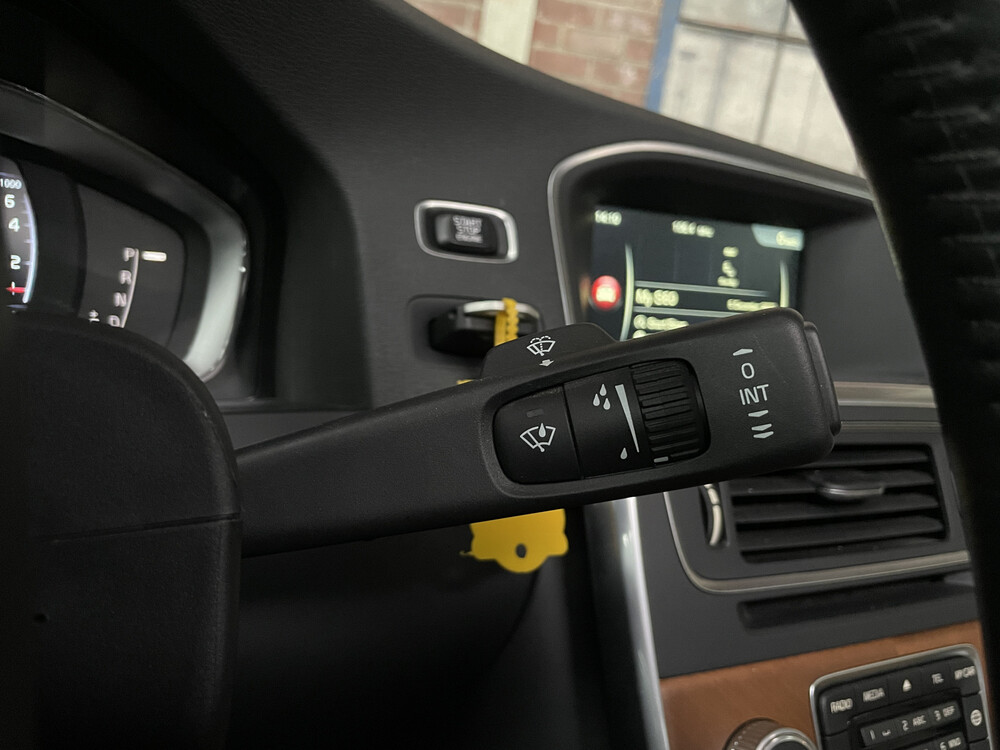 Volvo S60 T5 234PS 2016