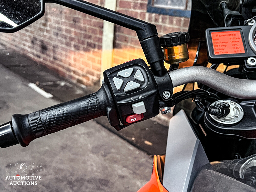 KTM Superduke GT AKRAPOVIC 173pk 2017