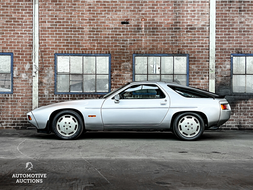 Porsche 928 S 300PS Baujahr 1983