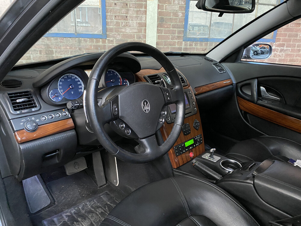 Maserati Quattroporte 4.2 V8 401pk 2007, 21-XRL-9