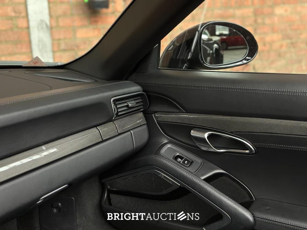 Porsche 911 991.2 Turbo S Cabrio 3.8 V6 581pk 2017 (Origineel-NL+2e eigenaar), PG-468-L