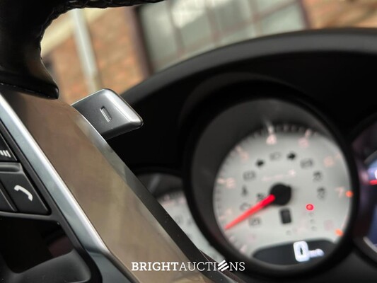 Porsche 911 991.2 Turbo S Cabrio 3.8 V6 581pk 2017 (Origineel-NL+2e eigenaar), PG-468-L