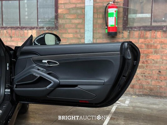 Porsche 911 991.2 Turbo S Cabrio 3.8 581pk 2017 (Origineel-NL+2e eigenaar), PG-468-L