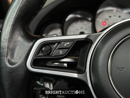 Porsche 911 991.2 Turbo S Cabrio 3.8 581pk 2017 (Origineel-NL+2e eigenaar), PG-468-L