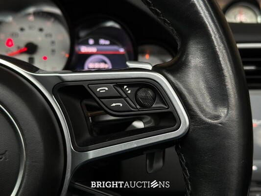 Porsche 911 991.2 Turbo S Cabrio 3.8 581pk 2017 (Origineel-NL+2e eigenaar), PG-468-L