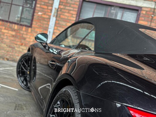 Porsche 911 991.2 Turbo S Cabrio 3.8 581pk 2017 (Origineel-NL+2e eigenaar), PG-468-L