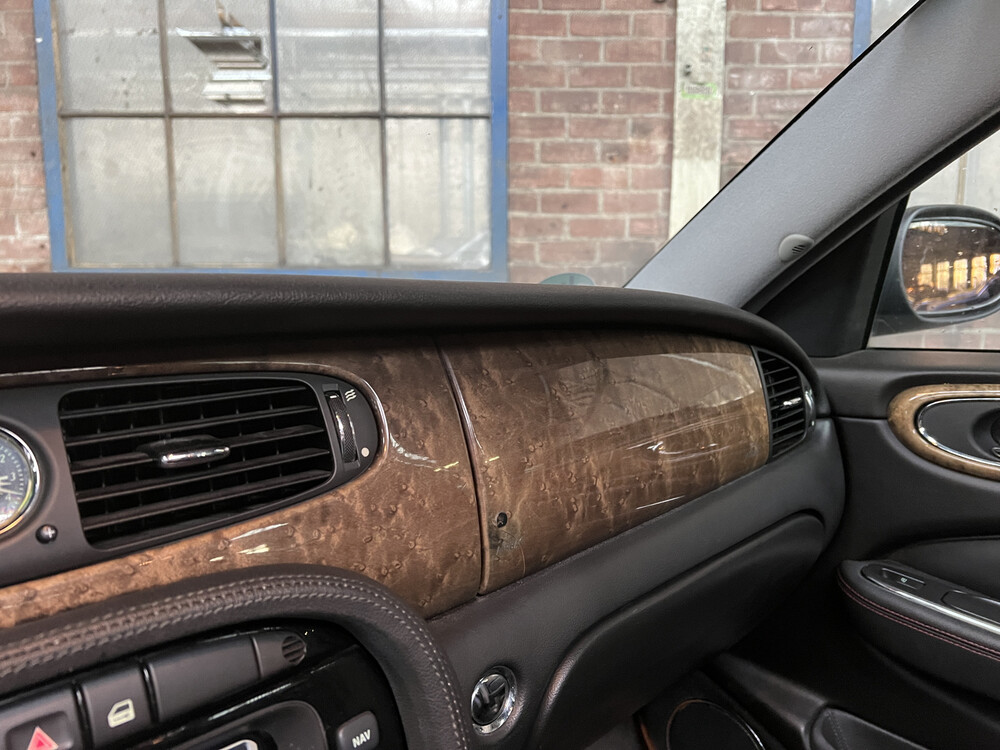 Jaguar XJR 4.2 V8 2003 396pk, NL- H-071-XX