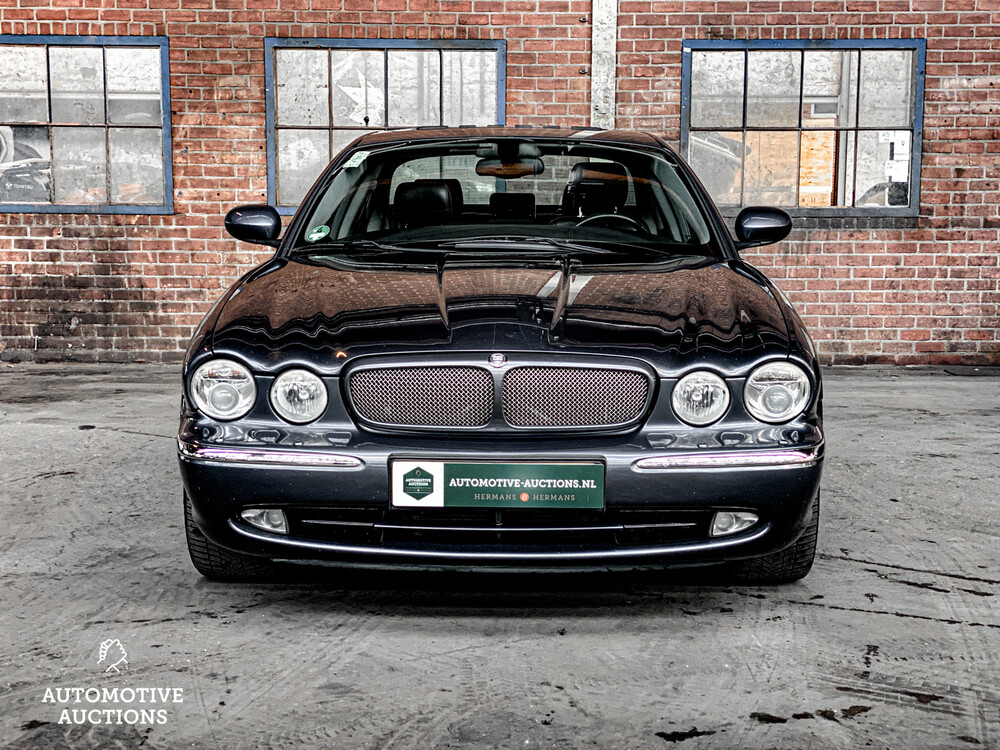 Jaguar XJR 4.2 V8 2003 396pk, NL- H-071-XX
