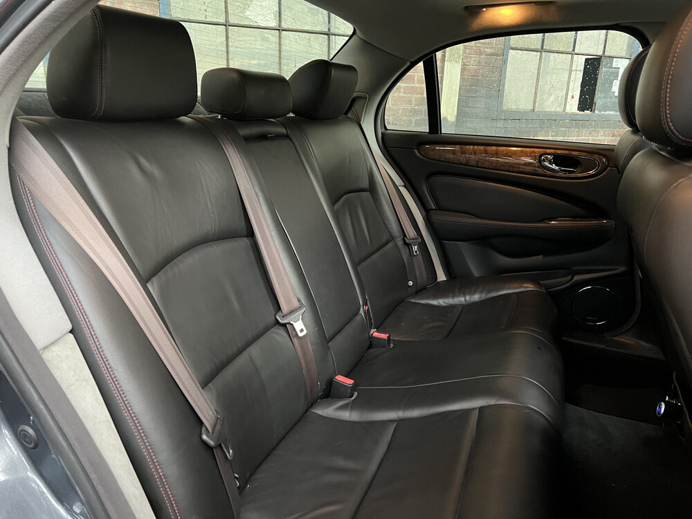 Jaguar XJR 4.2 V8 2003 396pk, NL- H-071-XX