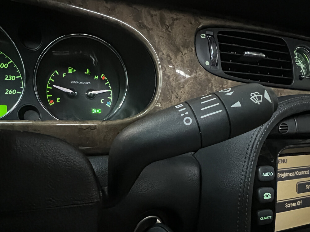 Jaguar XJR 4.2 V8 2003 396pk, NL- H-071-XX