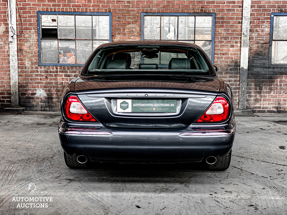 Jaguar XJR 4.2 V8 2003 396pk, NL- H-071-XX