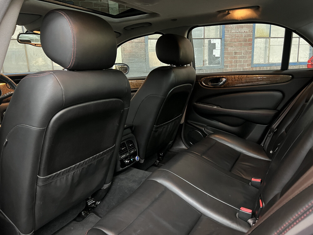 Jaguar XJR 4.2 V8 2003 396pk, NL- H-071-XX